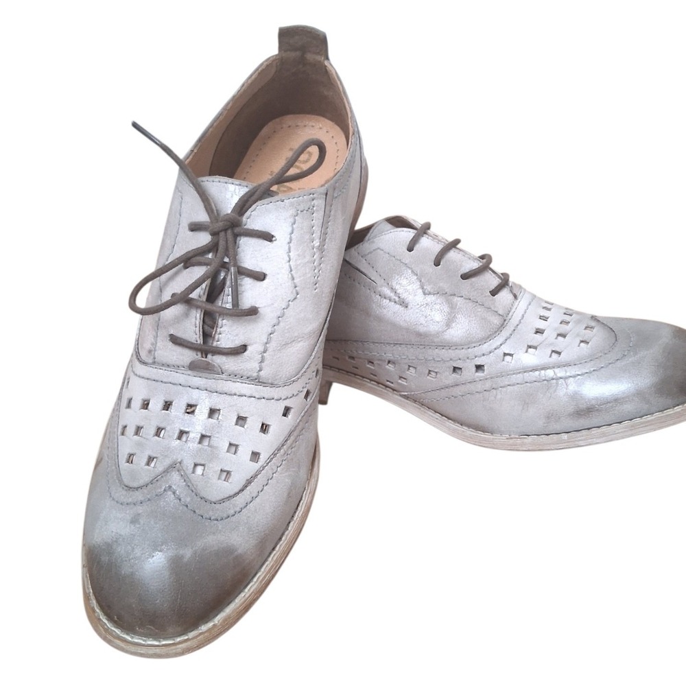 Women’s Gray Perforated Lace-Up Brogues